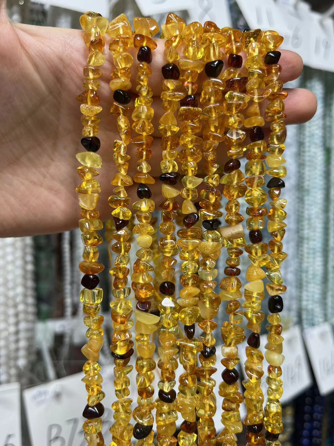 ------DIY amber 6mm 8mm and chips beads