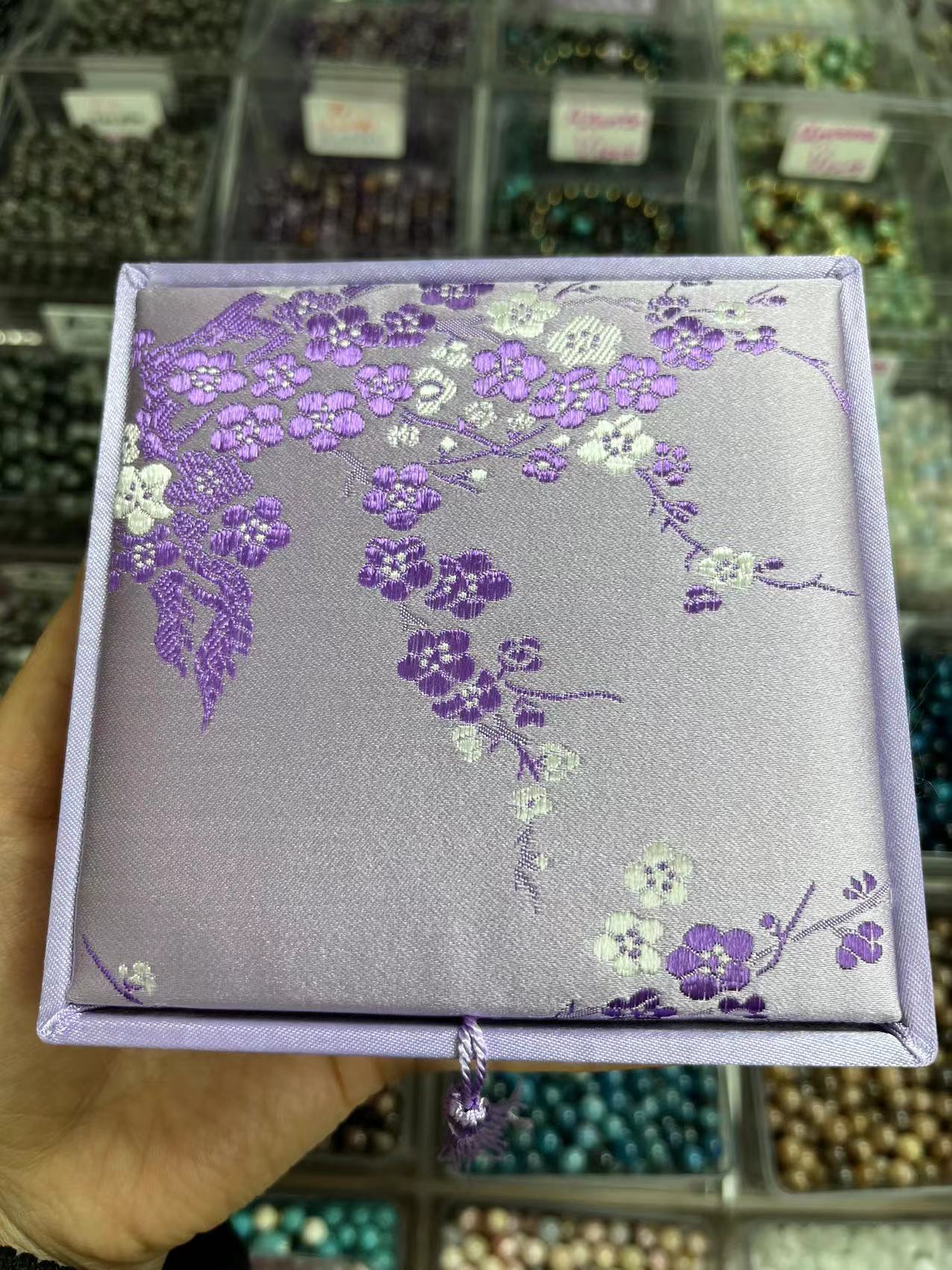 Chinese style jewelry box